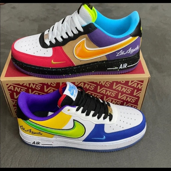 Nike Air Force 1 shoes for women - Picture 2 of 12